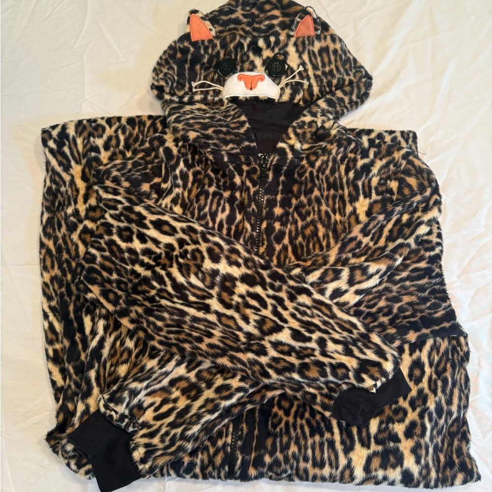 Nick & Nora Feline Patterned One Piece Pajamas Sz Med